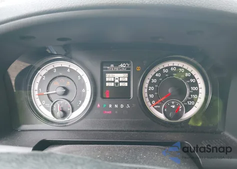 2018 Ram 1500 Express 4X4 6'4 Box from USA, damaged, VIN 1C6RR7FG3JS150725